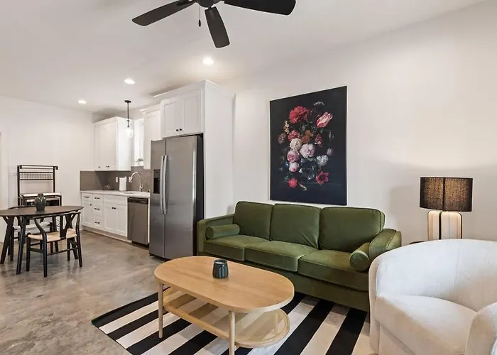Teche House King Bed Luxury Getaway Fast Wifi Appartement Lafayette
